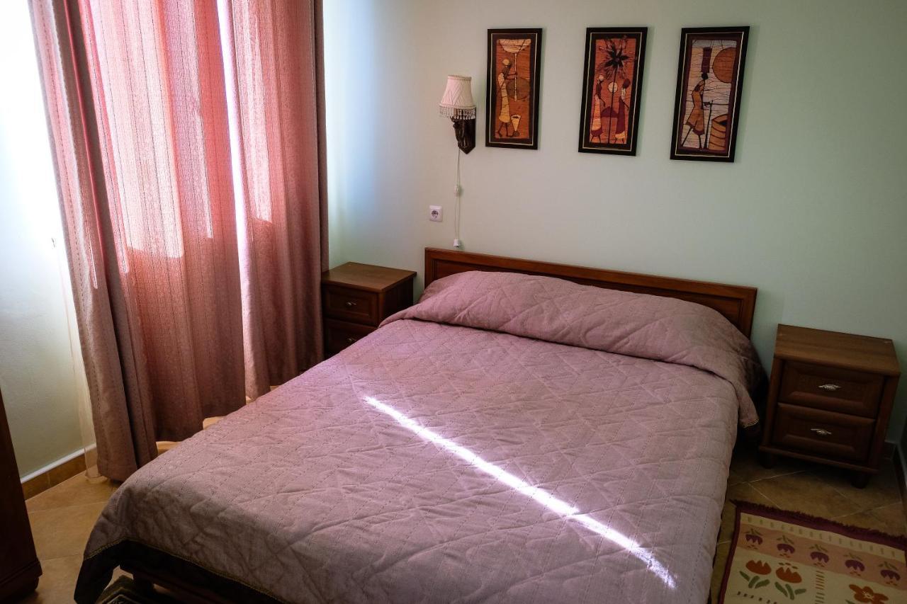 Hotel Vangogh Къзълорда Екстериор снимка